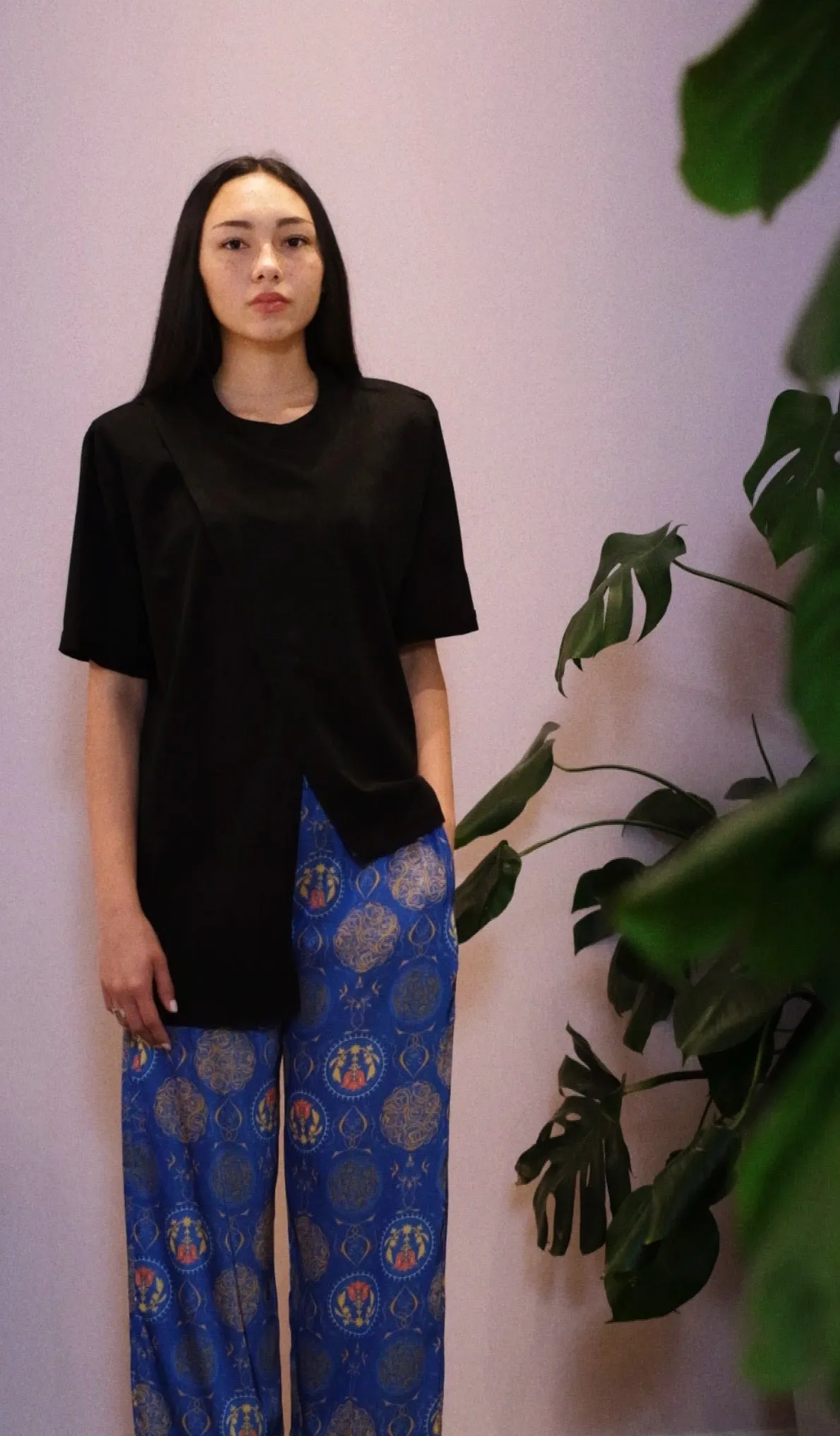 Ararat shirt with padded shoulders in black