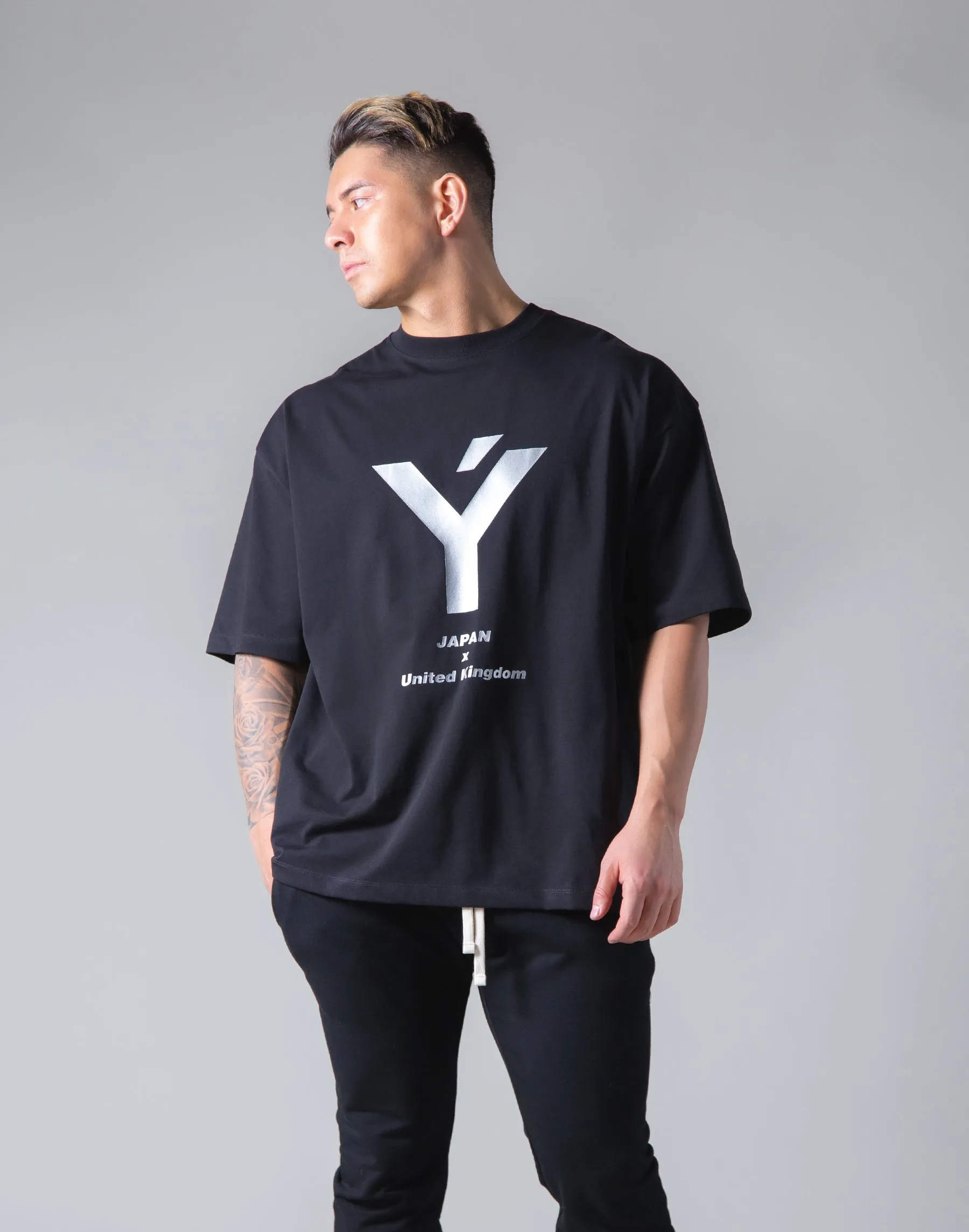 Big Y Logo Big T-Sirt "Wide Body" - Black