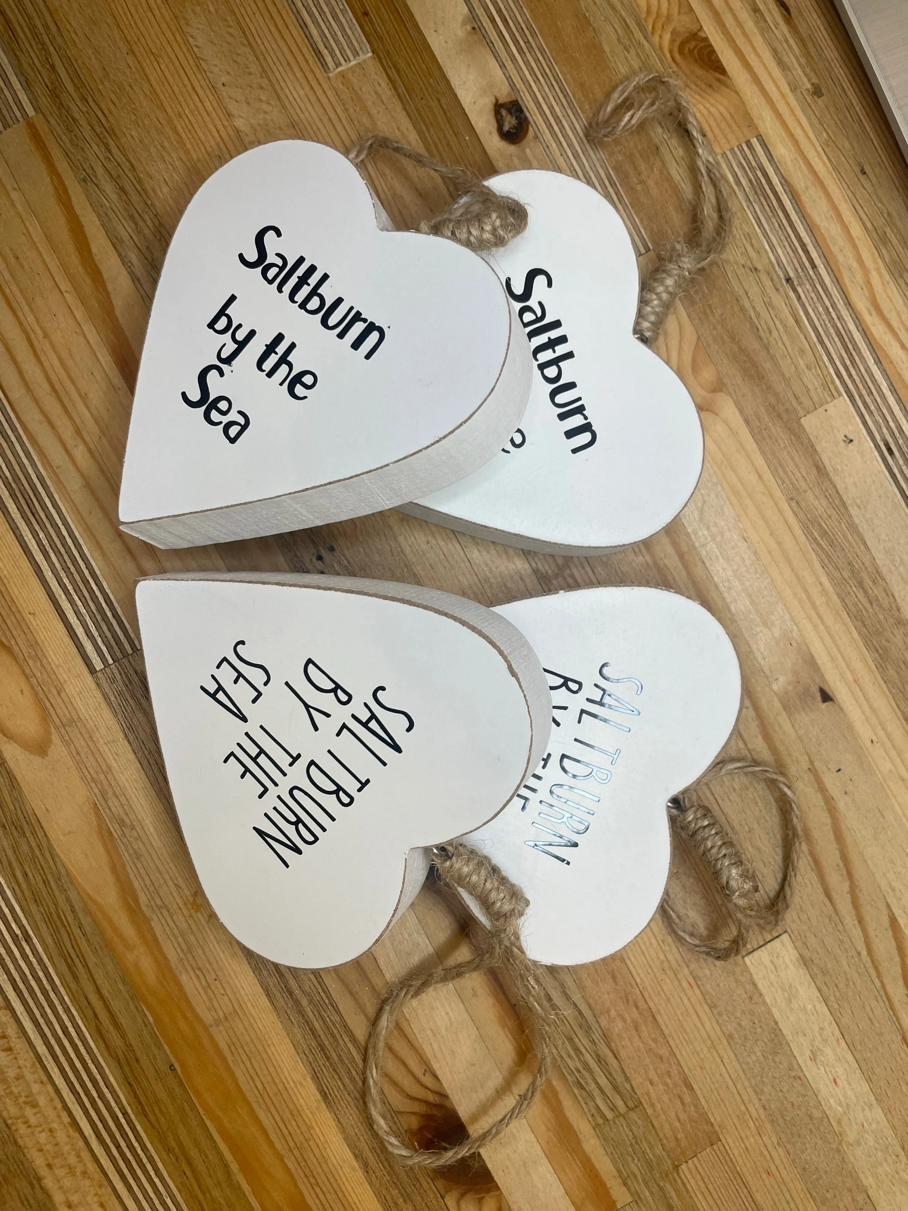 Hanging Wooden Heart, 10cm