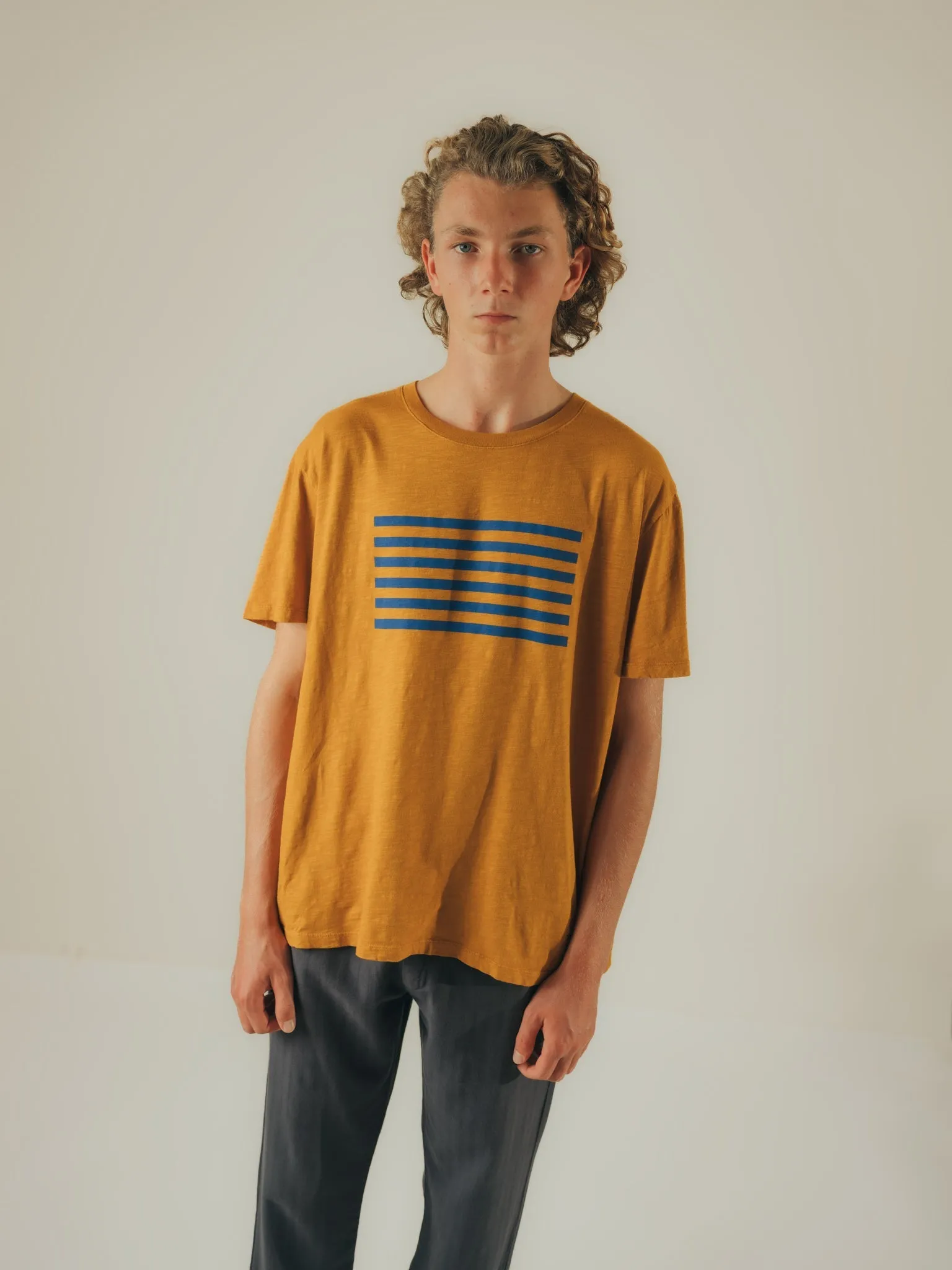 T-SHIRT FREQUENCY SAND