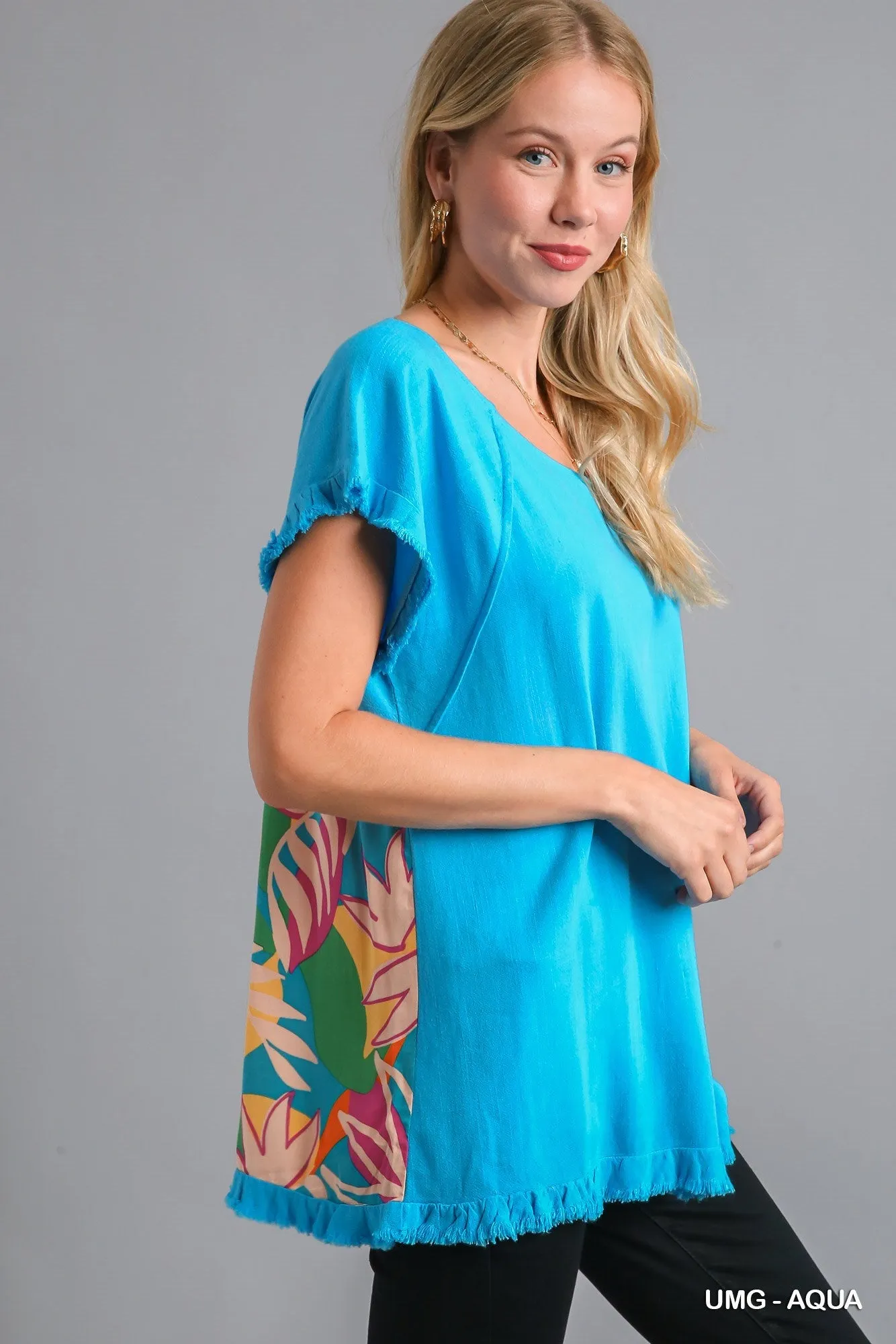 The Aqua Linen Blend Top