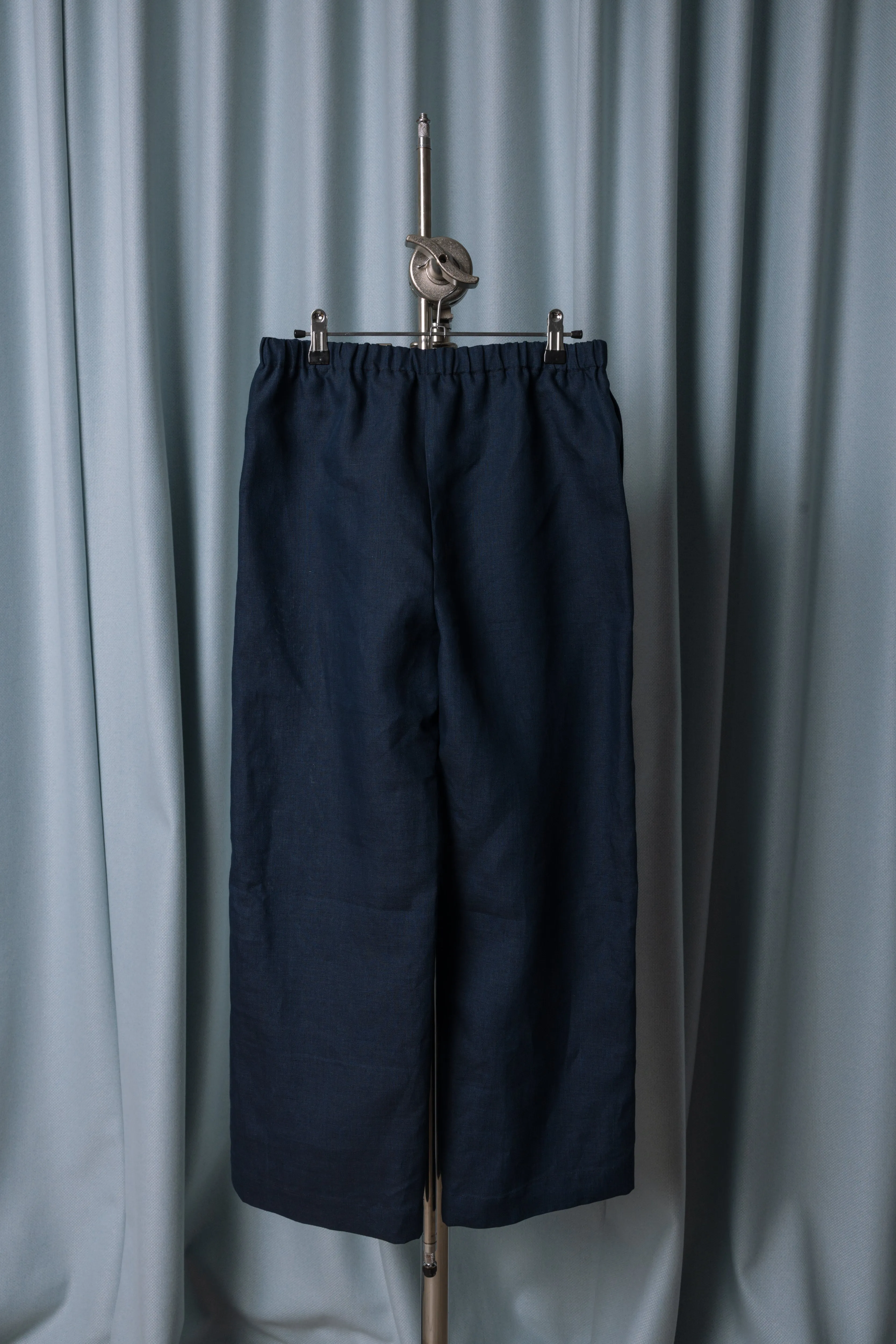 The Travel Pant - Navy
